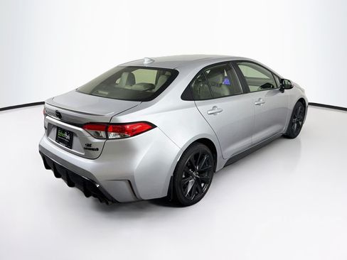 Used 2023 Toyota Corolla SE FWD image 9