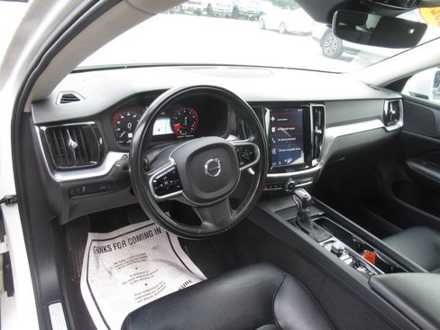 Used 2020 Volvo S60 T6 Momentum w/ Protection Package AWD/4WD image 17