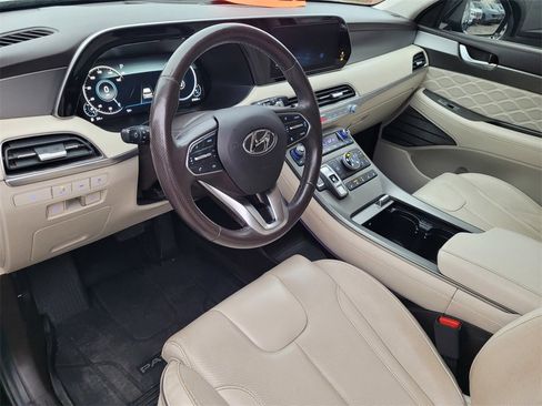 Used 2020 Hyundai Palisade Limited w/ Winter Weather Package image 7