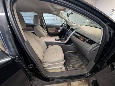 Used 2011 Ford Edge SE FWD image 29