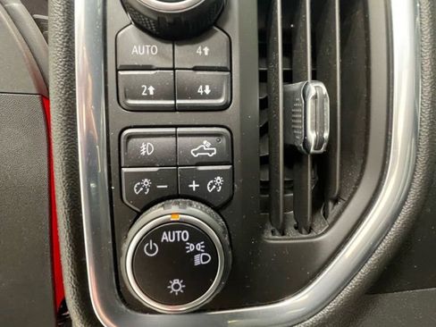 Used 2019 Chevrolet Silverado 1500 RST image 12