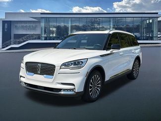 Used 2022 Lincoln Aviator Reserve w/ Equipment Group 201A RWD video 3