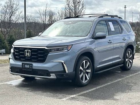 Used 2023 Honda Pilot Elite image 1