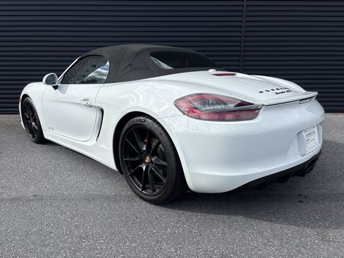 Certified 2016 Porsche Boxster GTS image 12