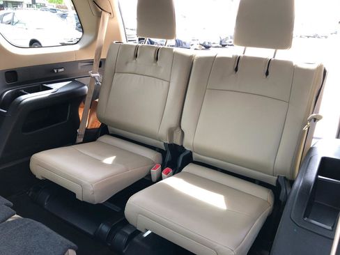 Used 2019 Toyota 4Runner Limited image 34