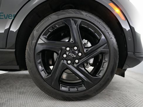 Used 2024 Chevrolet Equinox EV RS image 19