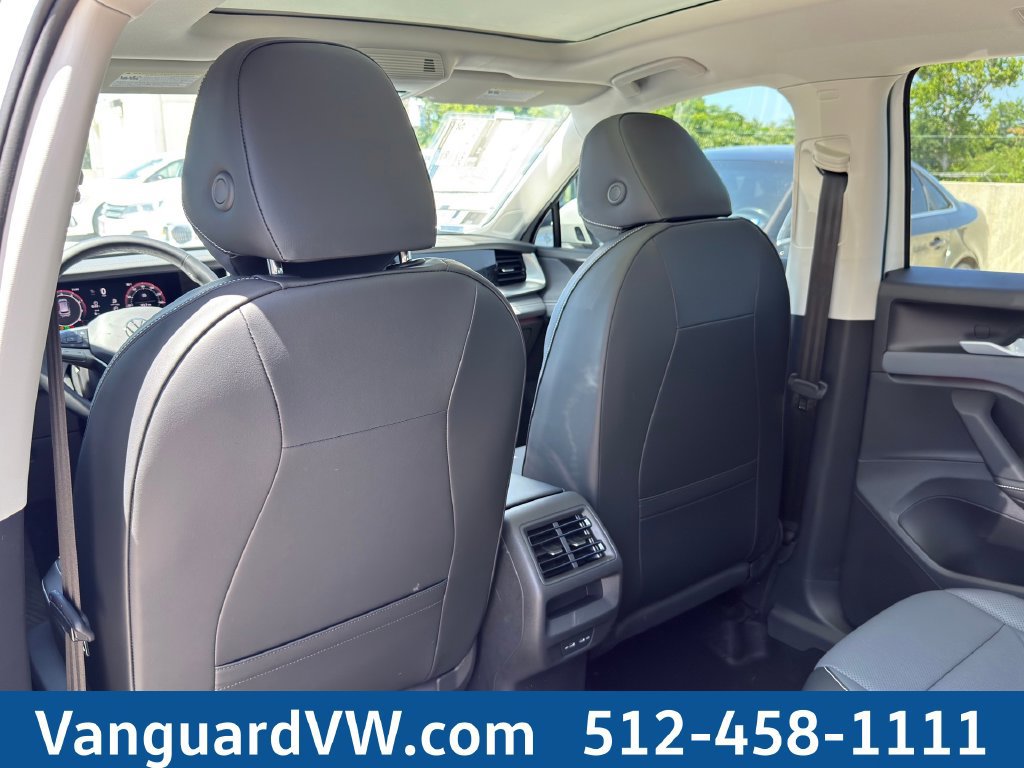 New 2026 Volkswagen Tiguan SE FWD image 25