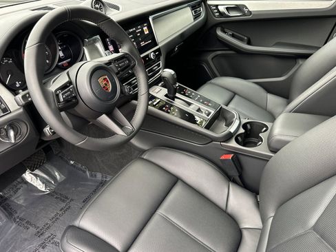 New 2026 Porsche Macan Turbo image 4