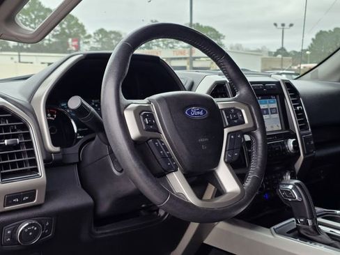 Used 2018 Ford F150 Lariat w/ Equipment Group 502A Luxury image 26