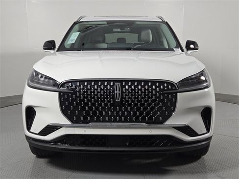 New 2026 Lincoln Aviator Reserve image 10