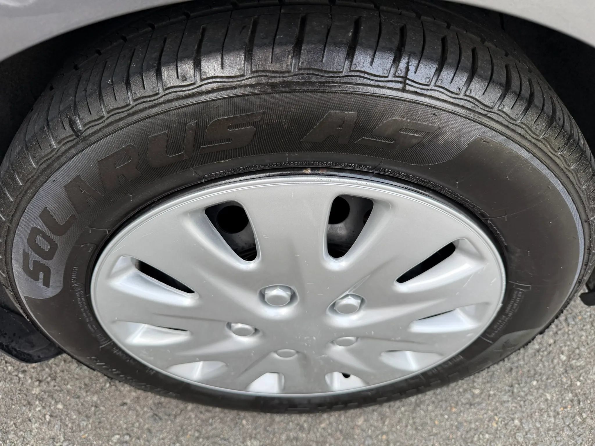 Used 2024 Nissan Sentra S FWD image 38