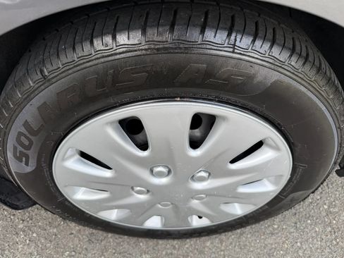 Used 2024 Nissan Sentra S FWD image 38