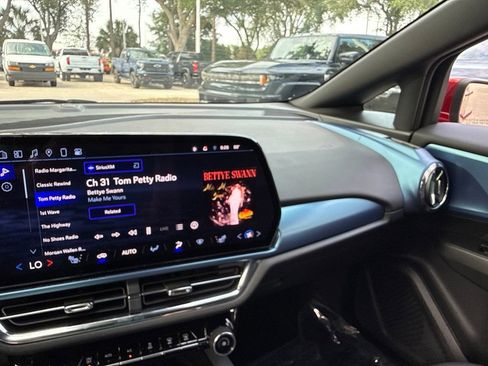 Used 2025 Chevrolet Equinox EV LT w/ Convenience Package FWD image 72