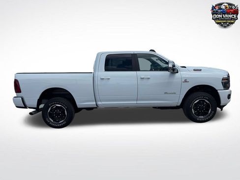 Used 2026 RAM 2500 Laramie AWD/4WD image 6