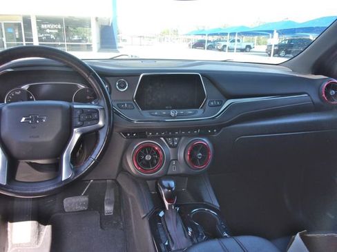 Used 2021 Chevrolet Blazer RS w/ Enhanced Convenience Package image 8