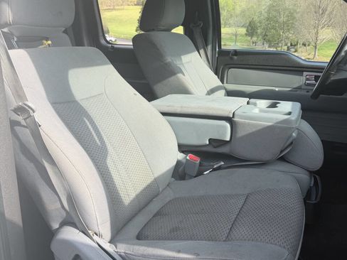 Used 2011 Ford F150 XLT w/ XLT Chrome Pkg image 20