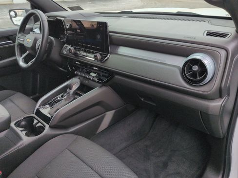 Used 2023 Chevrolet Colorado LT w/ LT Convenience Package II image 29