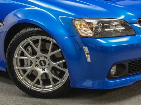 Used 2009 Pontiac G8 GT w/ Premium Package RWD image 3