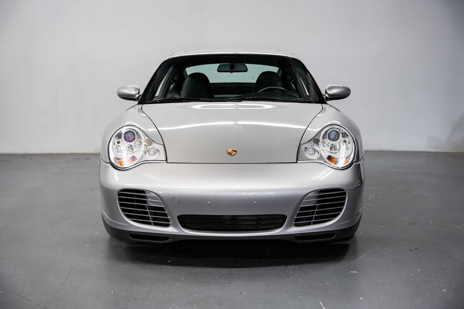 Used 2004 Porsche 911 40th Anniversary RWD image 5