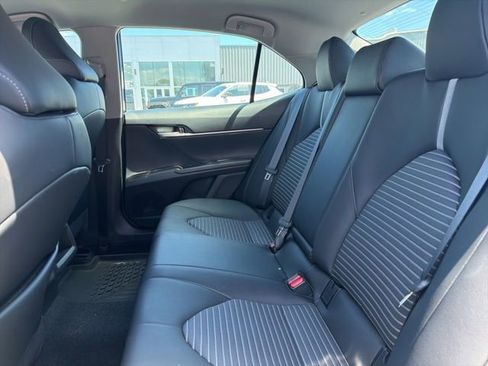 Used 2023 Toyota Camry SE FWD image 22