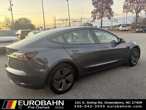 Used 2023 Tesla Model 3 Standard Range image 29