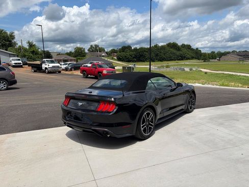 Used 2021 Ford Mustang Premium RWD image 5