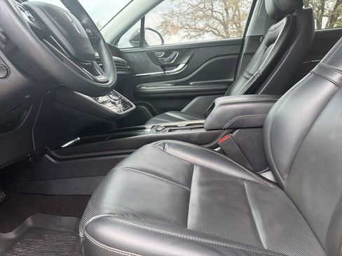 Used 2022 Lincoln Corsair Reserve w/ Elements Package image 11