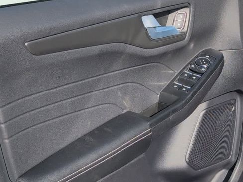 New 2026 Ford Escape SE image 10