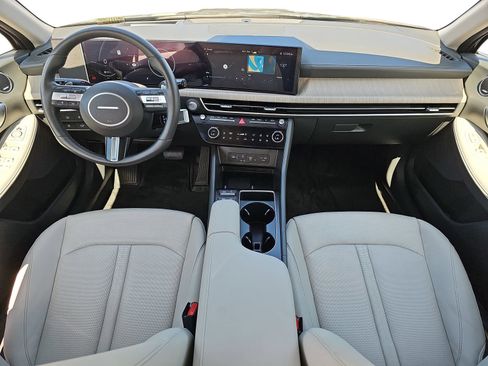 Certified 2025 Hyundai Sonata Limited image 9