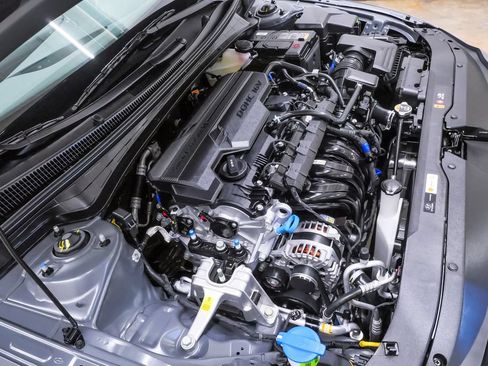 Certified 2026 Hyundai Elantra Sport FWD image 32