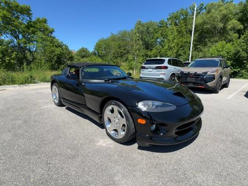 Used 2000 Dodge Viper RT/10 RWD image 2