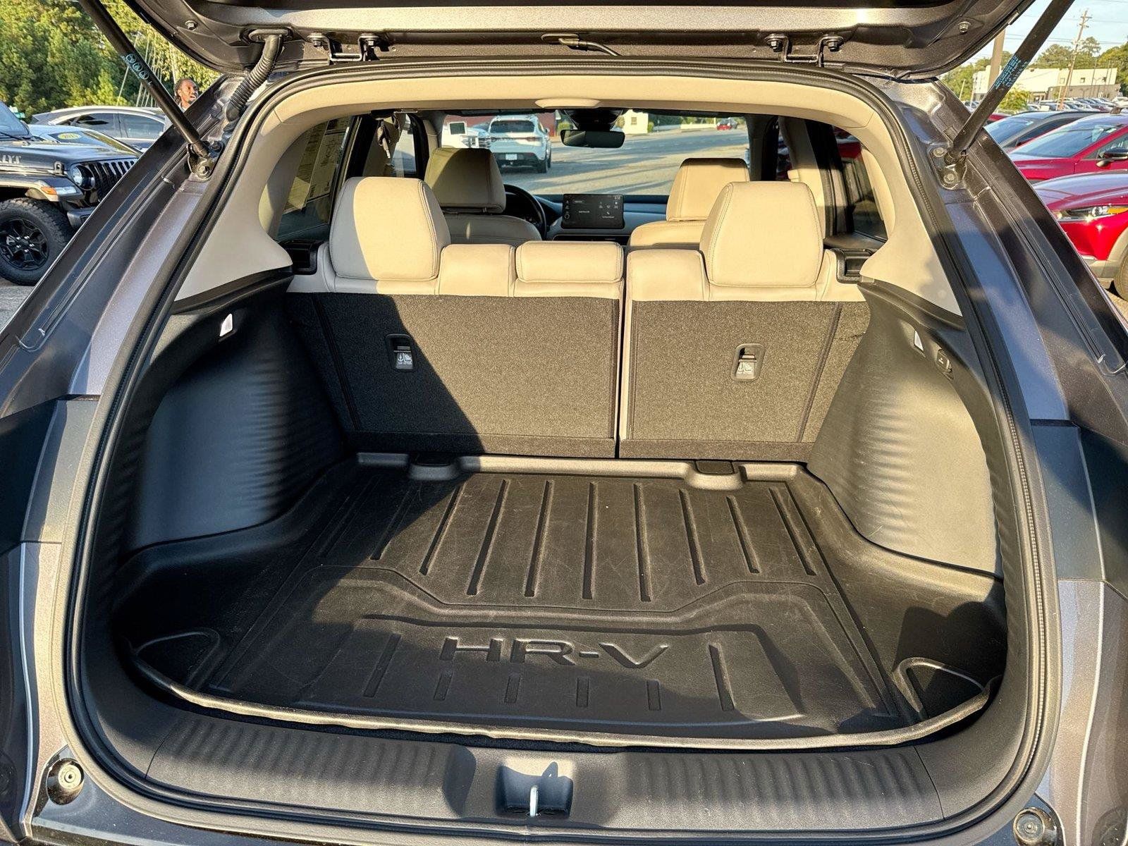 Used 2026 Honda HR-V EX-L image 15
