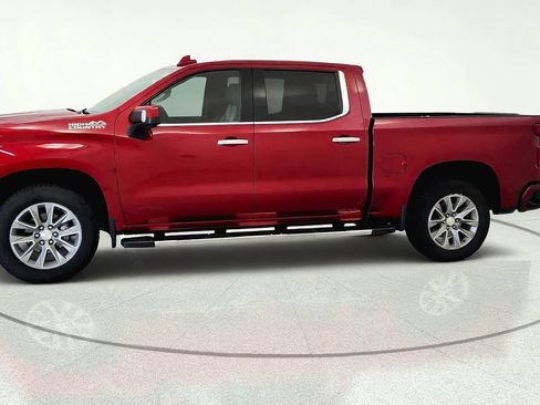 Used 2022 Chevrolet Silverado 1500 High Country w/ Z71 Off-Road Package AWD/4WD image 3