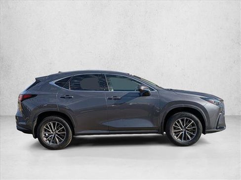 Used 2022 Lexus NX 250 FWD image 4
