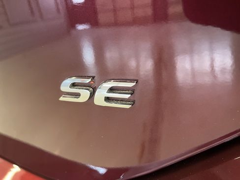 Used 2017 Toyota Corolla SE image 33