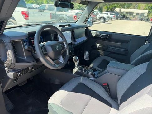 Used 2025 Ford Bronco 2-Door AWD/4WD image 9