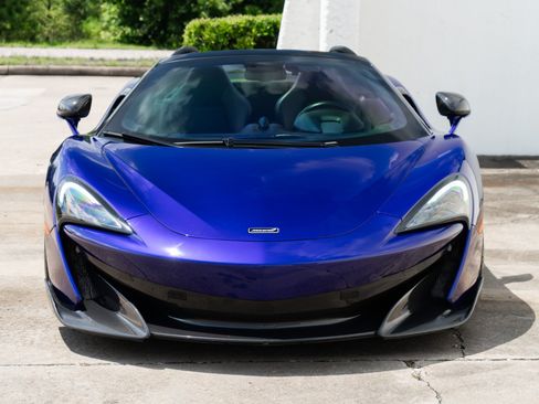 Used 2020 McLaren 600LT Spider RWD image 25