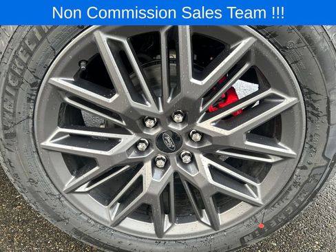 New 2025 Ford Expedition Max Platinum w/ Stealth Performance Package image 29