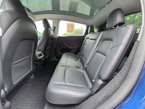 Used 2024 Tesla Model Y Long Range AWD/4WD image 20