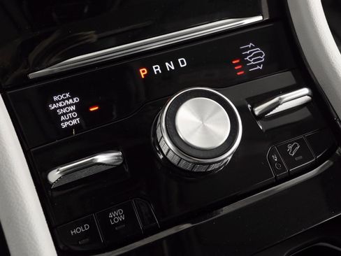 Used 2022 Jeep Grand Cherokee L Overland w/ Advanced Protech Group III image 41