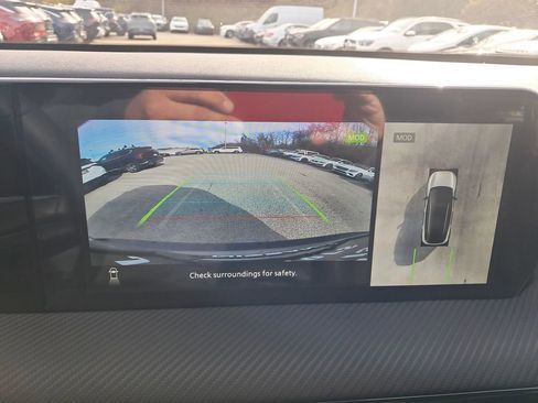 New 2026 Nissan Kicks SR w/ Cold Weather Package image 21