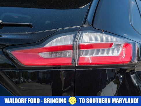 Used 2022 Ford Edge ST w/ Equipment Group 401A AWD/4WD image 6