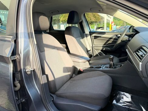 Used 2020 Volkswagen Jetta S FWD image 36