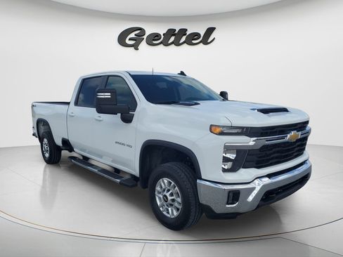 Used 2025 Chevrolet Silverado 2500 LT w/ Convenience Package image 2