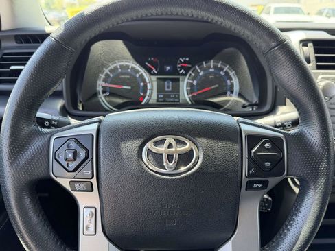 Used 2019 Toyota 4Runner SR5 Premium AWD/4WD image 35
