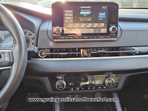 Used 2022 Mitsubishi Outlander ES image 8