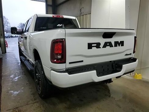 Used 2025 RAM 2500 Big Horn AWD/4WD image 8