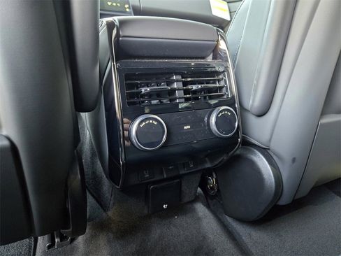 New 2026 Land Rover Range Rover Sport SE image 8