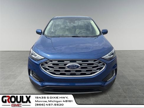 Used 2022 Ford Edge SEL w/ Convenience Package image 9