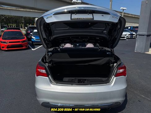 Used 2012 Chrysler 200 Touring FWD image 23